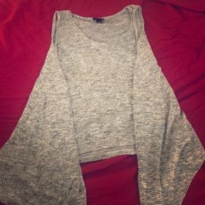 Woman’s sleeveless shirt